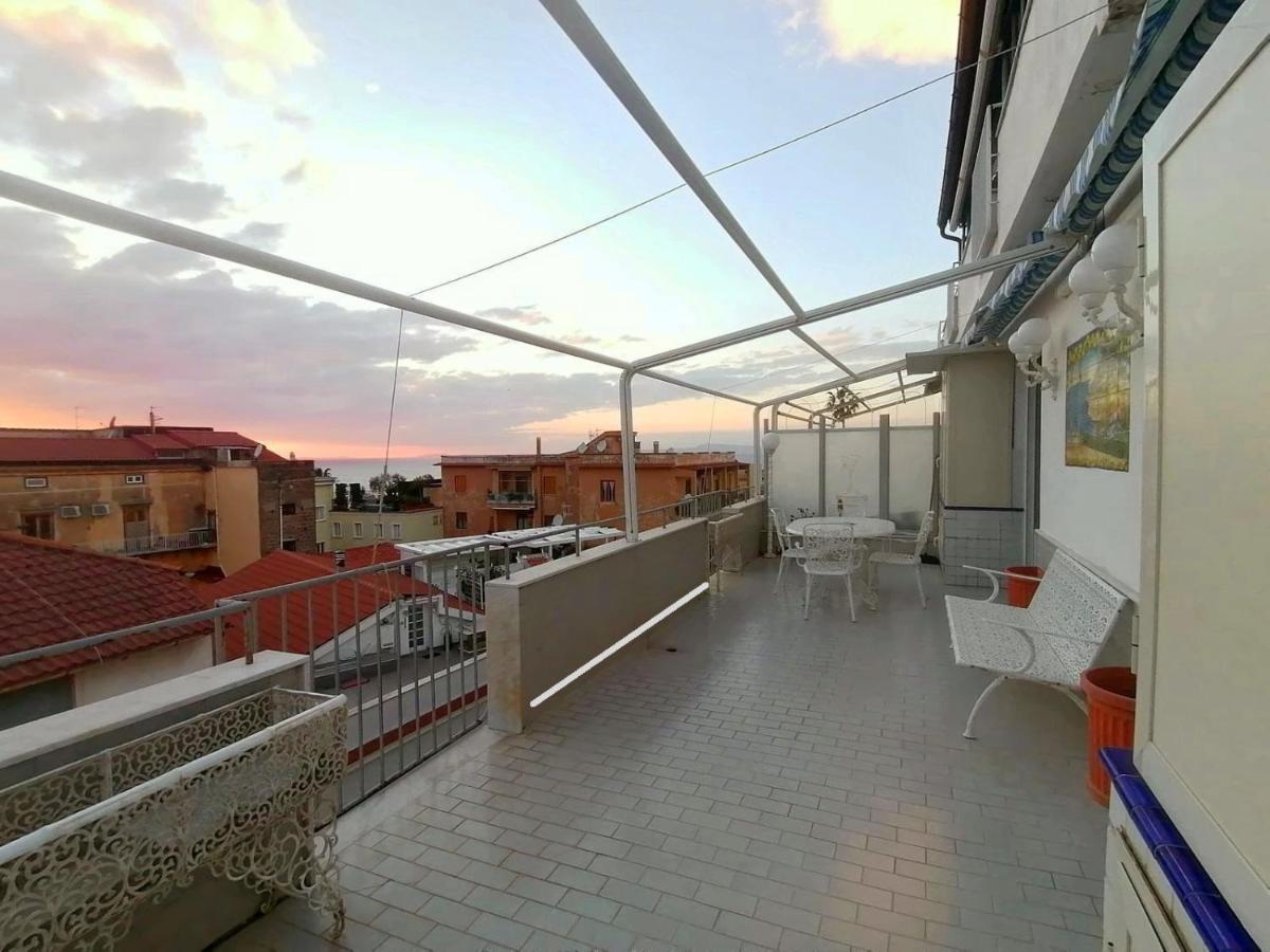 La Casa Di Rosa Apartment Sorrento Exterior foto